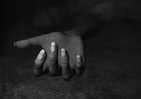 Adolescente é arrastada para mata e estuprada em Itacoatiara 