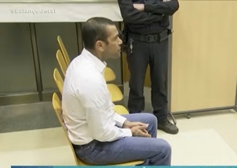 Esposa de Daniel Alves depõe no segundo dia de julgamento do jogador