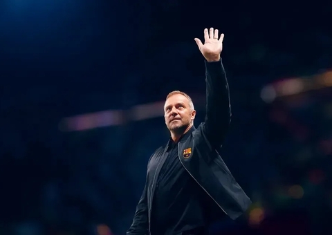 Barcelona anuncia novo técnico para ocupar lugar de Xavi