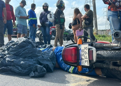 Motociclista morre ao ter cabeça esmagada por carreta no Distrito Industrial
