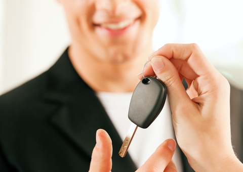 Fiat é obrigada a entregar novo carro a consumidor após defeito em veículo