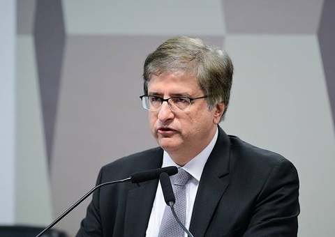 Paulo Gonet toma posse na PGR e diz que órgão não busca palco nem holofote