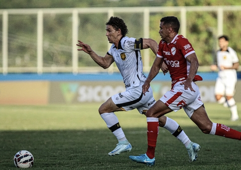 De virada, Amazonas FC vence o Vila Nova no Carlos Zamith