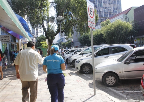 Zona Azul amplia permanência durante Enem em Manaus