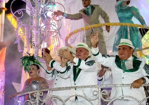 Aparecida é tricampeã do Carnaval de Manaus