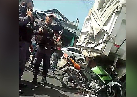 Mototaxista morre em grave acidente no Jorge Teixeira; vídeo