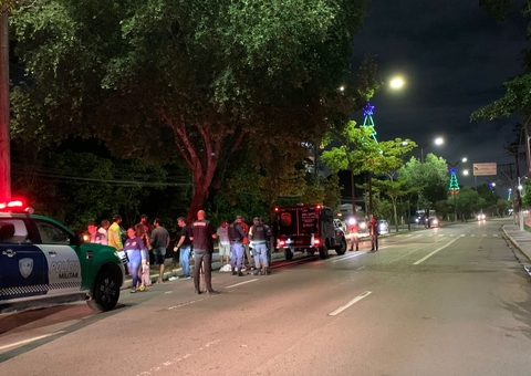 Mulher morre atropelada em acidente na Ponta Negra em Manaus