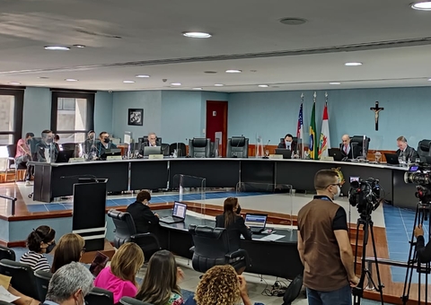 TCE-AM multa diretor do Serviço de Água e Esgoto de Barcelos em R$ 40,9 mil