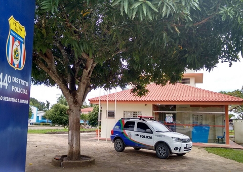 Homem é preso por agredir os próprios pais e atear fogo na casa deles no Amazonas