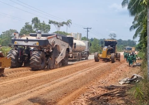Começa pavimentação da estrada Anori-Codajás no Amazonas