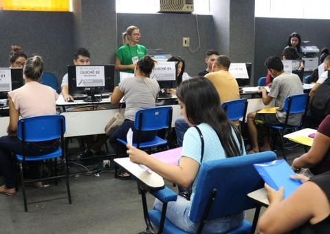 Aprovados para escola de idiomas em Manaus devem entregar documentos na Espi