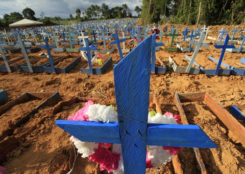 Brasil tem 611,4 mil mortes por Covid-19 e 21,96 milhões de casos da doença