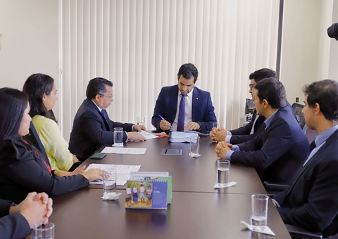 Relatório final da CPI da Energia é entregue à Defensoria do Amazonas