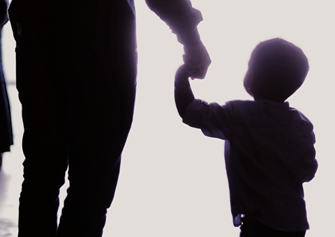 Mais de 23 mil crianças foram registradas sem o nome do pai no Amazonas