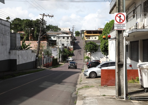 Veículos pesados são proibidos de circular em bairro de Manaus