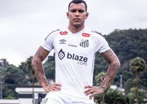 Santos anuncia a contratação do atacante Gabriel Veron