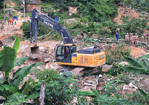 Corpo de Bombeiros não descarta encontrar novos corpos soterrados em Manaus