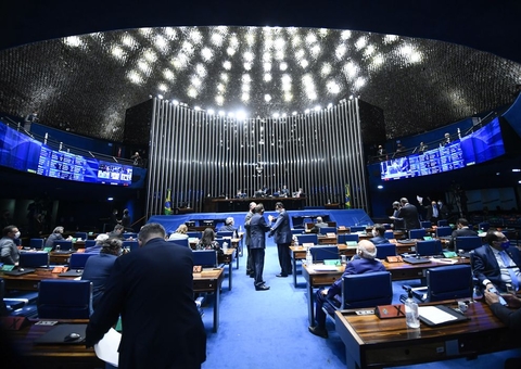 PEC emergencial cria cláusula de calamidade para pagar auxílio em 2021