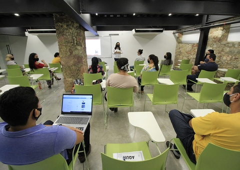 Parceria visa aumentar oferta de cursos profissionalizantes em Manaus