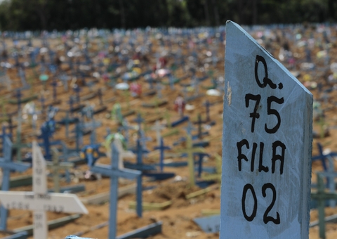 Manaus fez 26 enterros neste sábado
