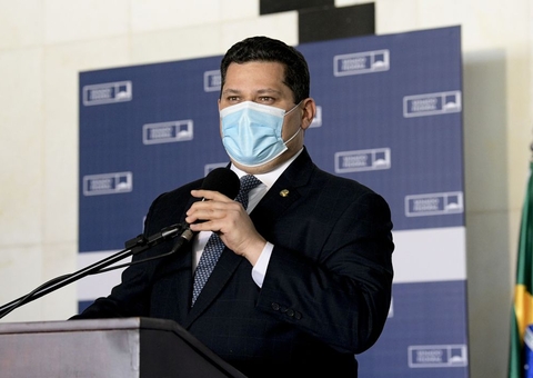 Davi Alcolumbre assume a CCJ do Senado