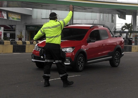 IMMU alerta para prazos de notificação de autuação de veículos 