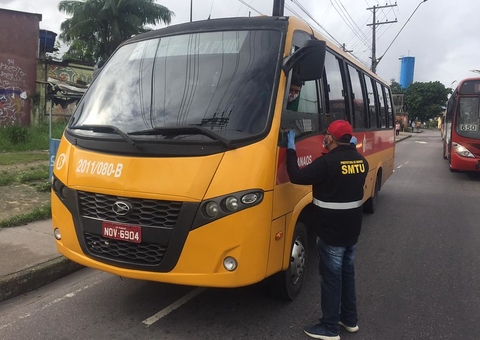 Operação do IMMU fiscaliza irregularidades nos 'amarelinhos' em Manaus 