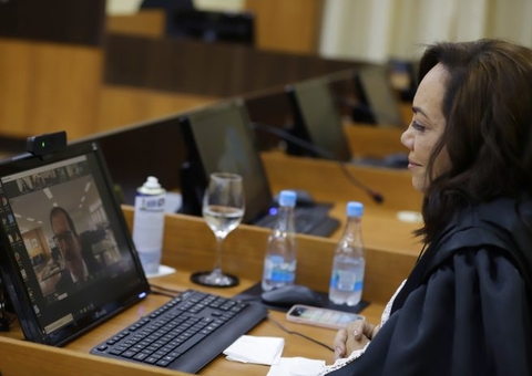 Servidor da saúde do Amazonas após aperfeiçoamento funcional tem direito à gratificação