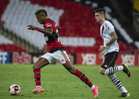 Flamengo e Vasco se enfrentam em clássico neste domingo