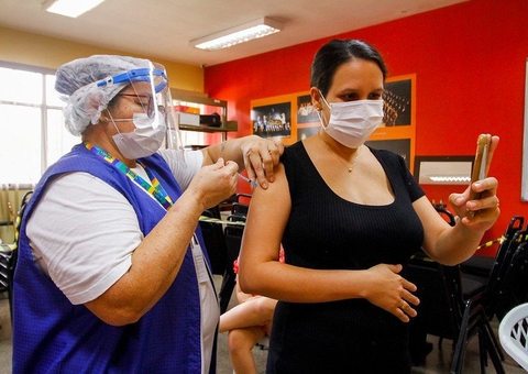 Vacinação em grávidas e puérperas segue em Manaus com vacina da Pfizer