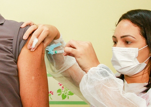 Amazonas aplicou 4.073.555 doses de vacina contra Covid até este domingo