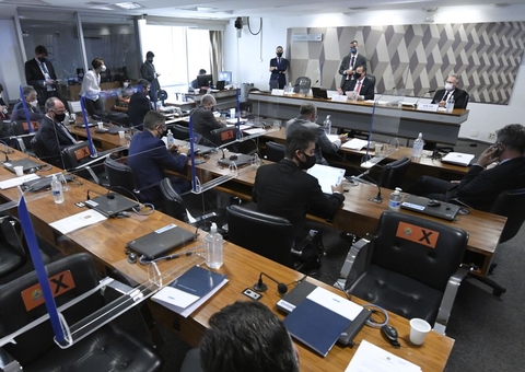 Senadores vão votar convocação de presidente da CBF na próxima semana 