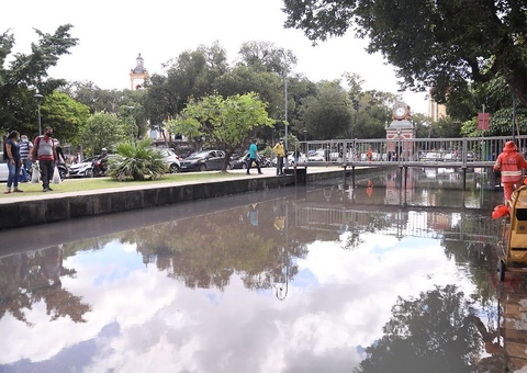 Barricadas serão construídas no Centro de Manaus devido à cheia