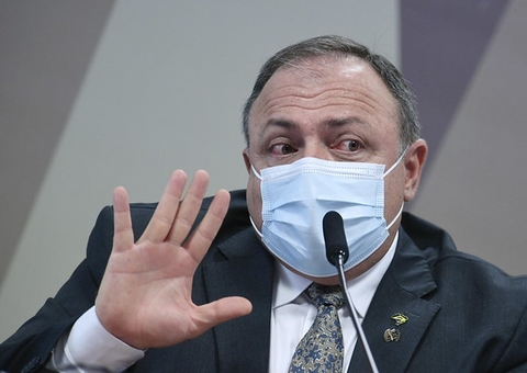 Ex-ministro Pazuello é transferido para reserva remunerada do Exército