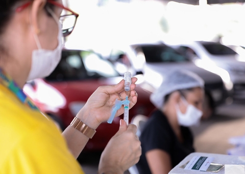 Manaus supera 79 mil vacinados contra Covid-19 neste domingo