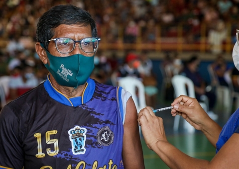 Vacinação em Manaus é retomada com mudanças nos postos de atendimento 