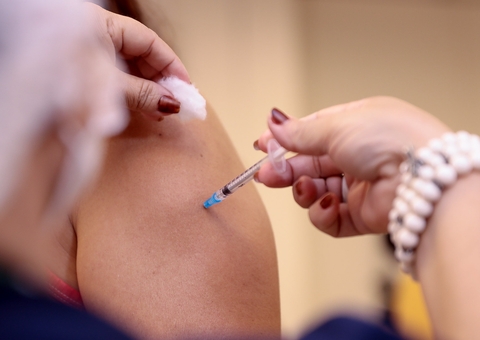 Anvisa propõe a exigência de vacinação completa contra Covid para entrada de viajantes no Brasil