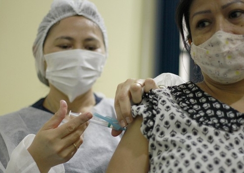 Confira endereços dos 29 pontos de vacinação contra covid abertos em Manaus