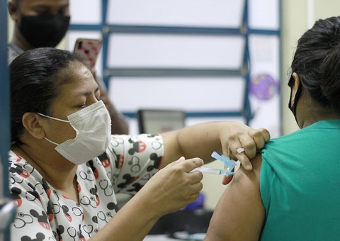 Covid: Mais de 2 mil cidades brasileiras relataram casos de recusa de vacina