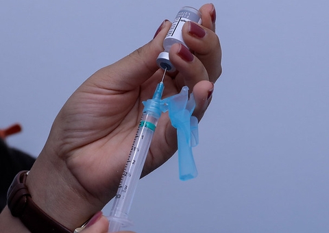 Cerca de 10 mil pessoas ainda não tomaram 2ª dose da vacina em Manaus