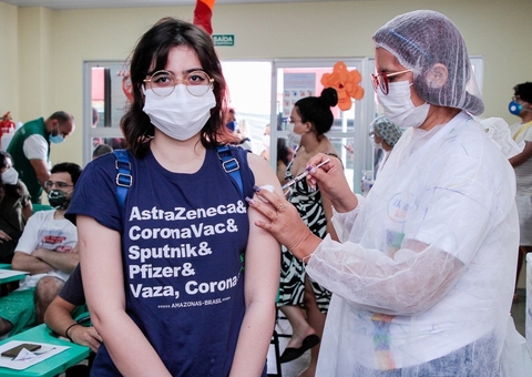 Em dois dias, mais de 54 mil pessoas se vacinam em Manaus