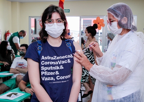 Vacinação contra Covid para jovens de 18 anos começa nesta quarta em Manaus