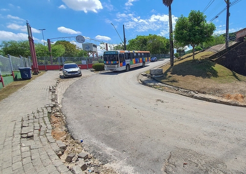 Alças do parque dos Bilhares são liberadas para trânsito após cheia em Manaus