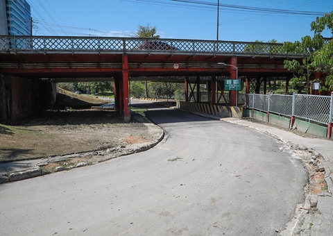 Trânsito nas alças de retorno do Parque dos Bilhares é liberado em Manaus