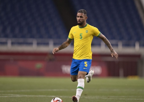 Eliminatórias: Douglas Luiz é convocado para o lugar de Casemiro