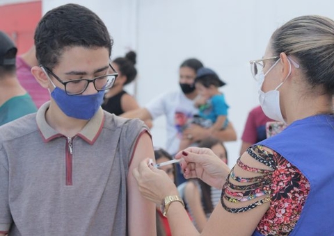 Saiba onde se vacinar contra Covid-19 neste sábado em Manaus