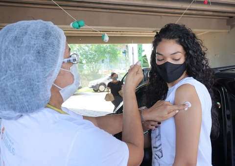 Manaus amplia pontos de vacinação para aplicar 4ª dose contra Covid em maiores de 18 anos
