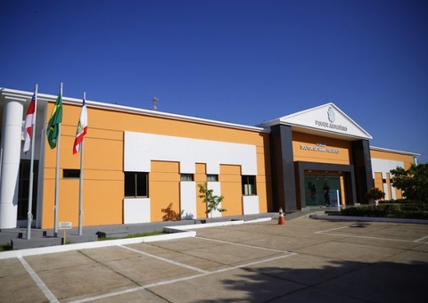 Fórum de Manacapuru recebe o nome do desembargador Alcemir Figliuolo