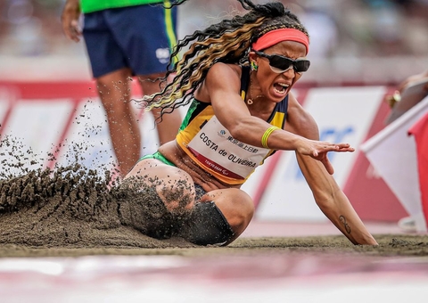 Silvânia Costa é ouro no salto em distância nas Paralimpíadas de Tóquio