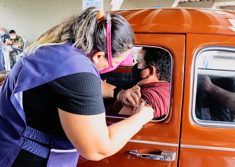 Viradão de vacinação em Manaus alcança mais de 72 mil pessoas